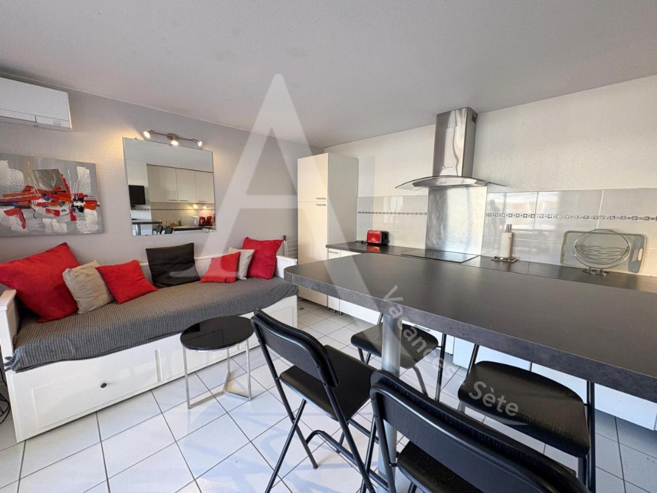 4 Pers, 1 Chambre, Plages Et Commerces A Pied Sete Exterior photo